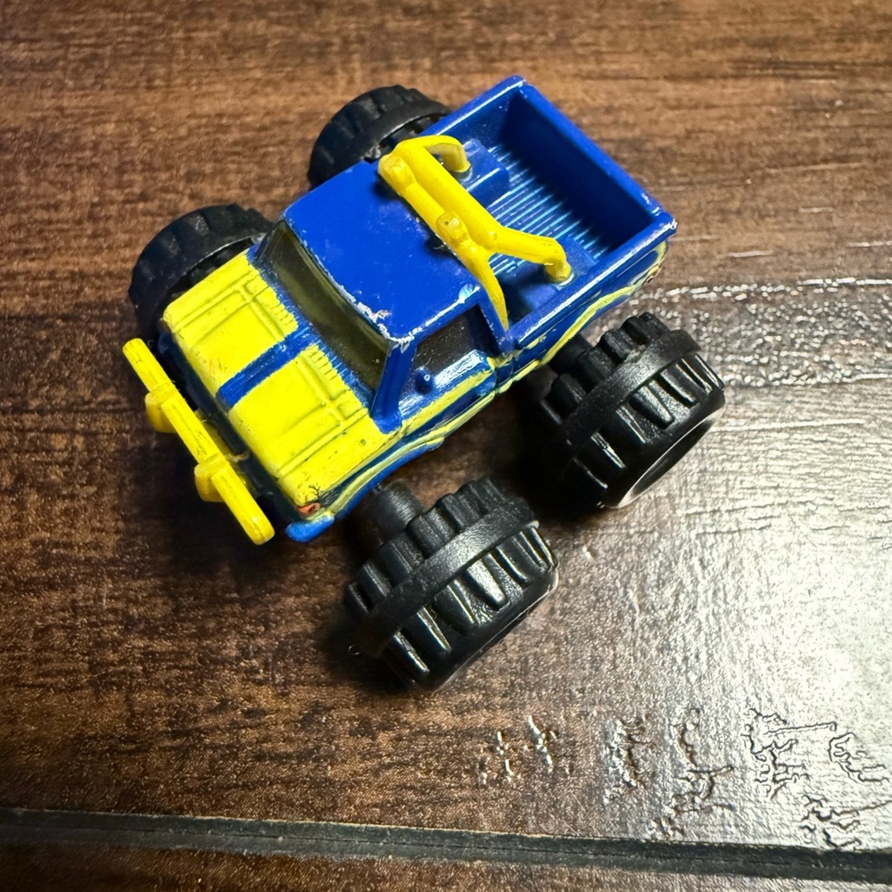 Vintage Galoob Micro Machine Monster Truck Tuff Trax Blue and Yellow Toy Truck